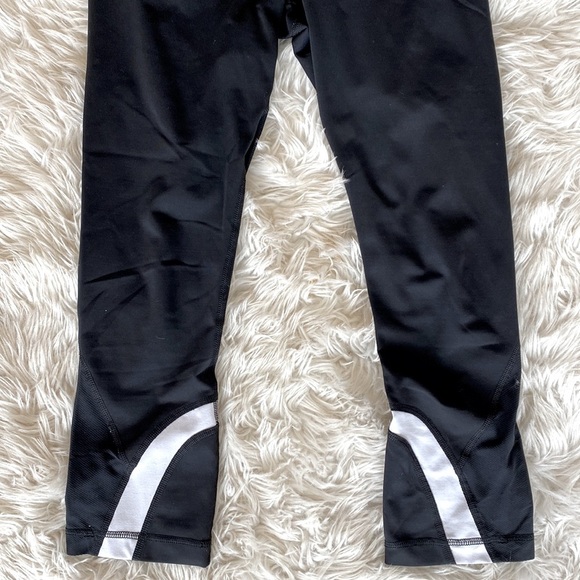 Lululemon Run: Inspire Crop II - Picture 6 of 10